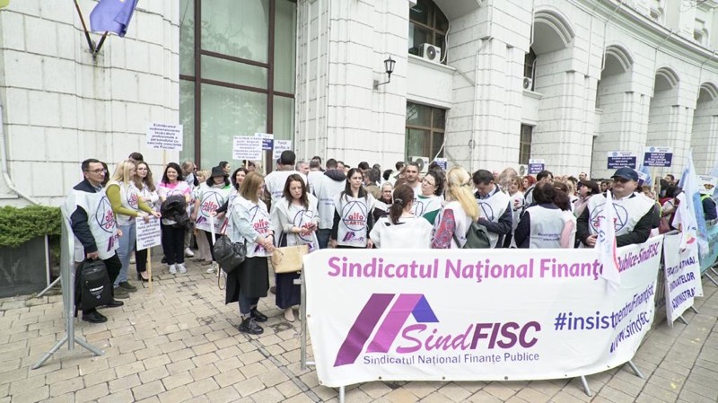 SindFISC pichetează Ministerul Finanțelor și Agenția Națională de Administrare Fiscală